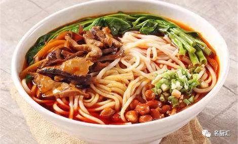 厨师爆料螺蛳粉视频播放,厨师亲曝幕后真相 第1张 厨师爆料螺蛳粉视频播放,厨师亲曝幕后真相 第1张