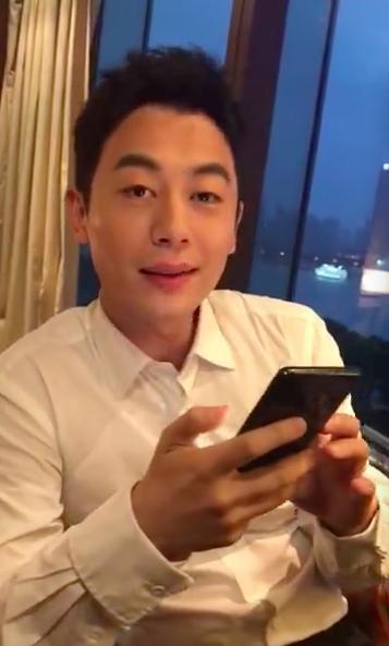 圈内扒爷爆料朱亚文视频  第1张